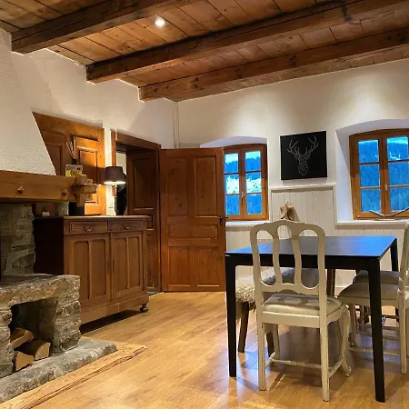 Apartman La Maison, Authentic Restored With External Sauna *